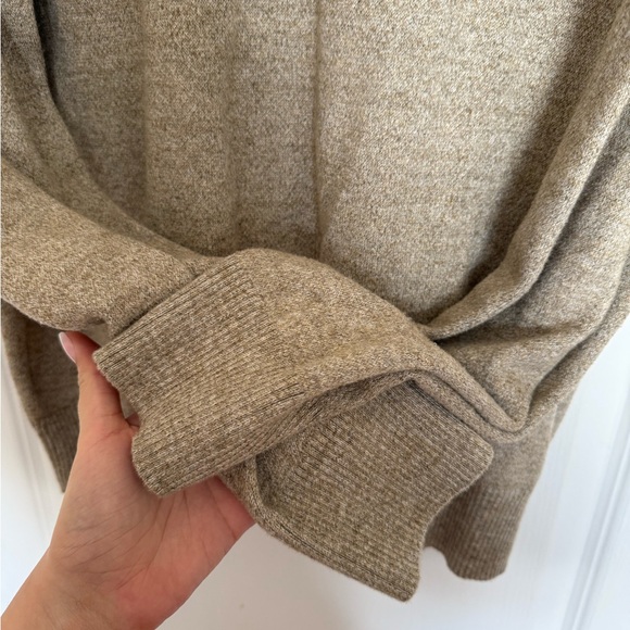 Roots Tan Full-Zip Textured Shoulder Hooded Sweater - Picture 9 of 9